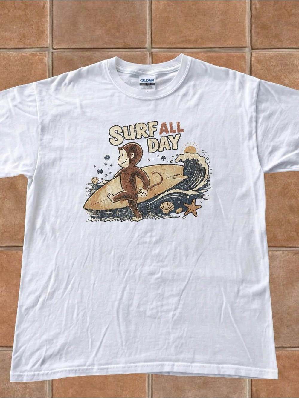 Curious summer "Surf All Day" Surfboard Graphic Gildan Tshirt